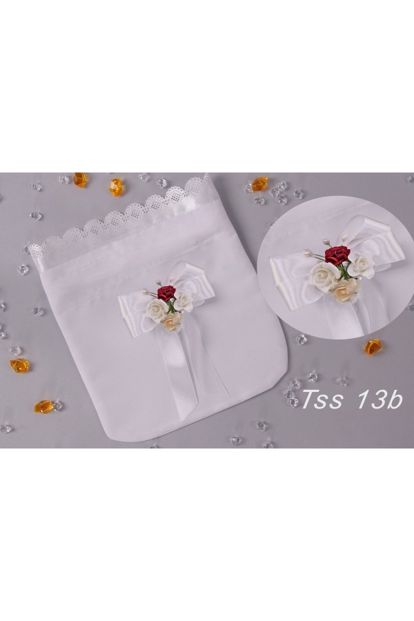 Torebka komunijna satynowa z bukietem - obraz 3