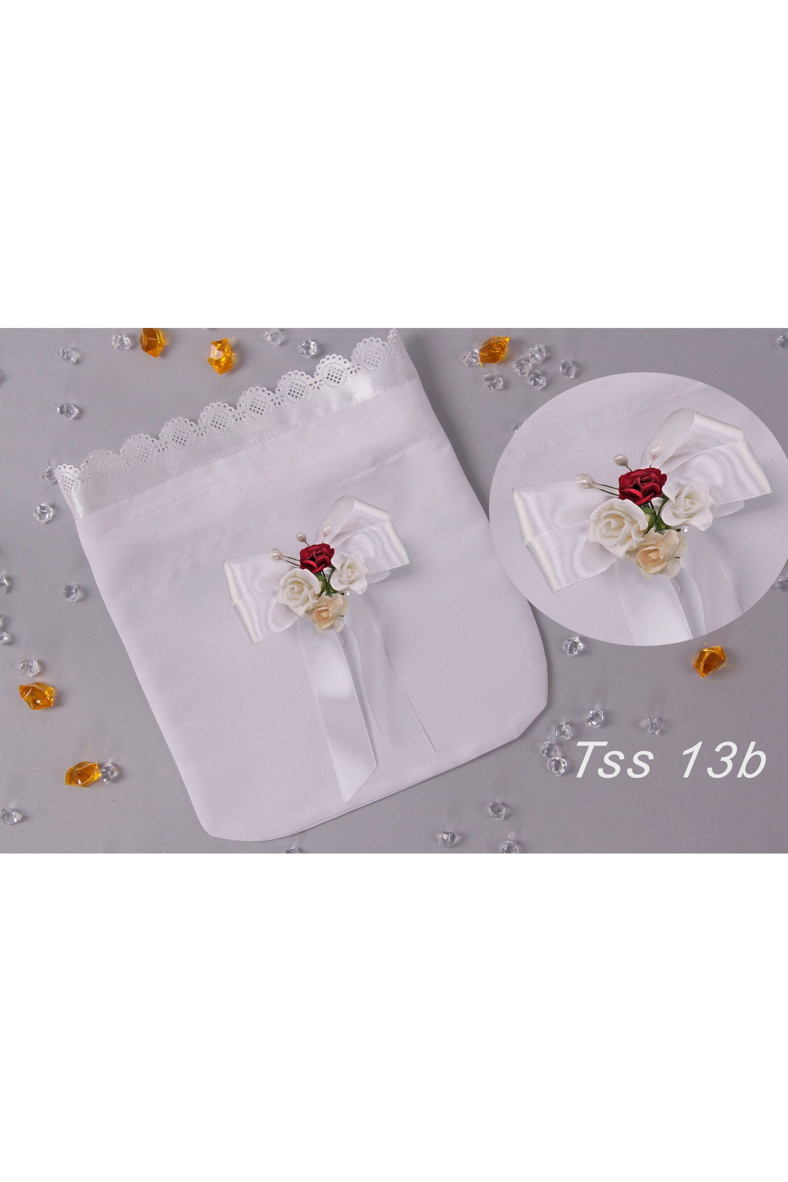 Torebka komunijna satynowa z bukietem - obraz 3