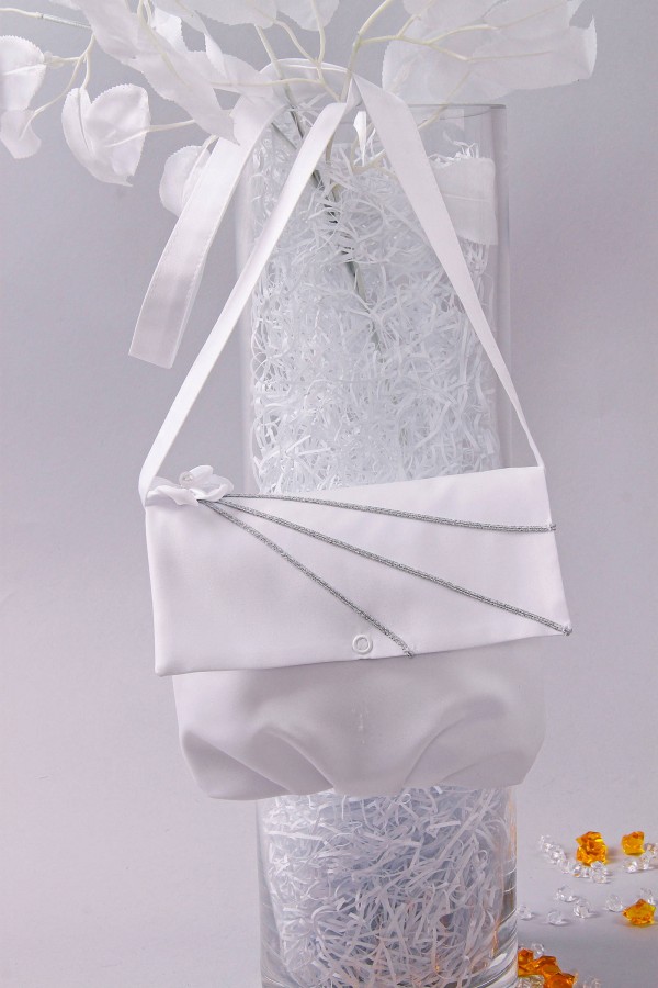 Torebka komunijna satynowa na pasek UK-Tps16 - obraz 1