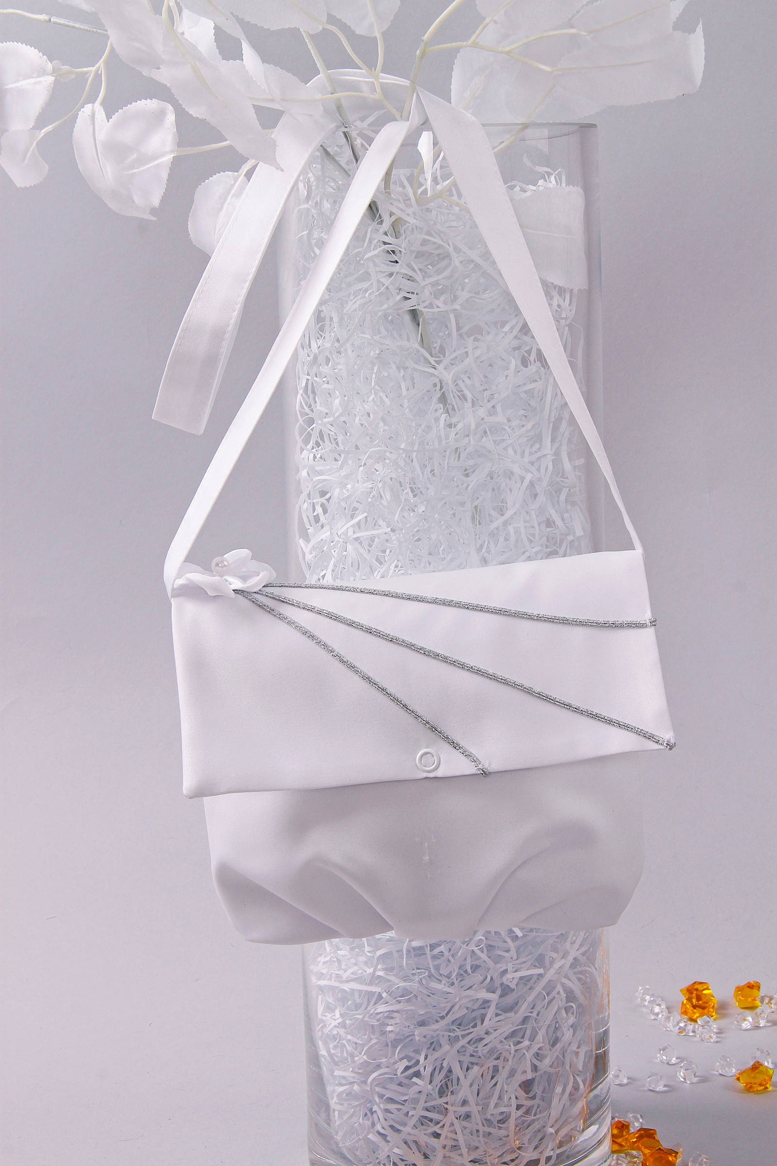 Torebka komunijna satynowa na pasek UK-Tps16 - obraz 1