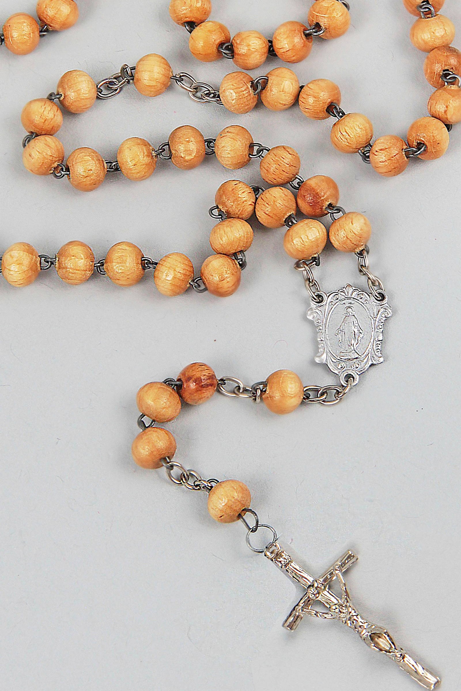 Różaniec komunijny - drewniany jasny UK-DJ - obraz 0