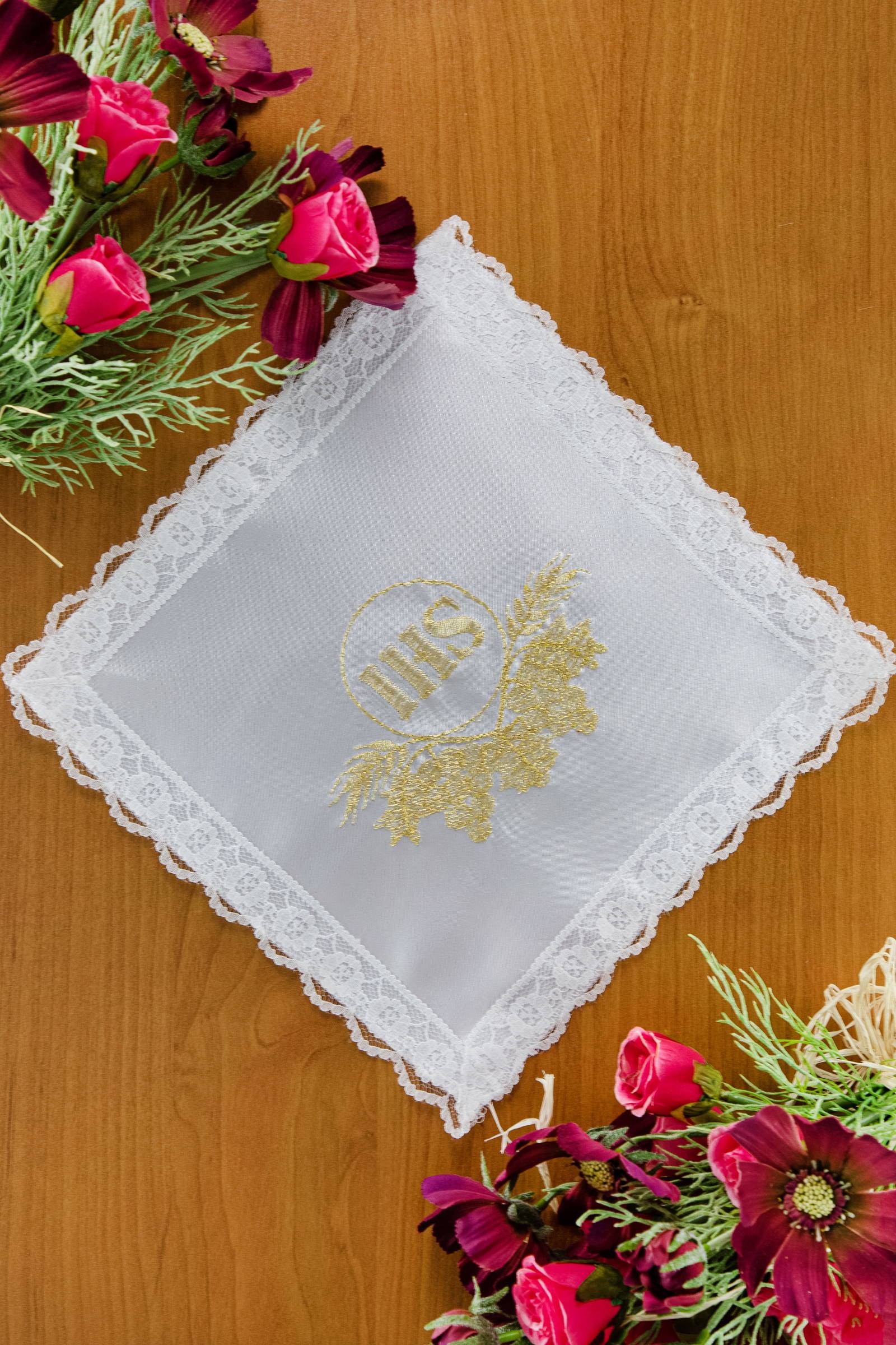 Chusteczka komunijna haftowana UK-CH8 - obraz 0