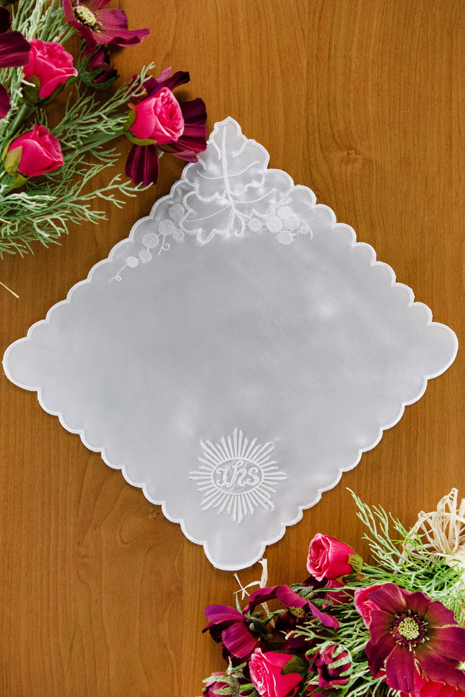 Chusteczka komunijna haftowana UK-CH7 - obraz 0