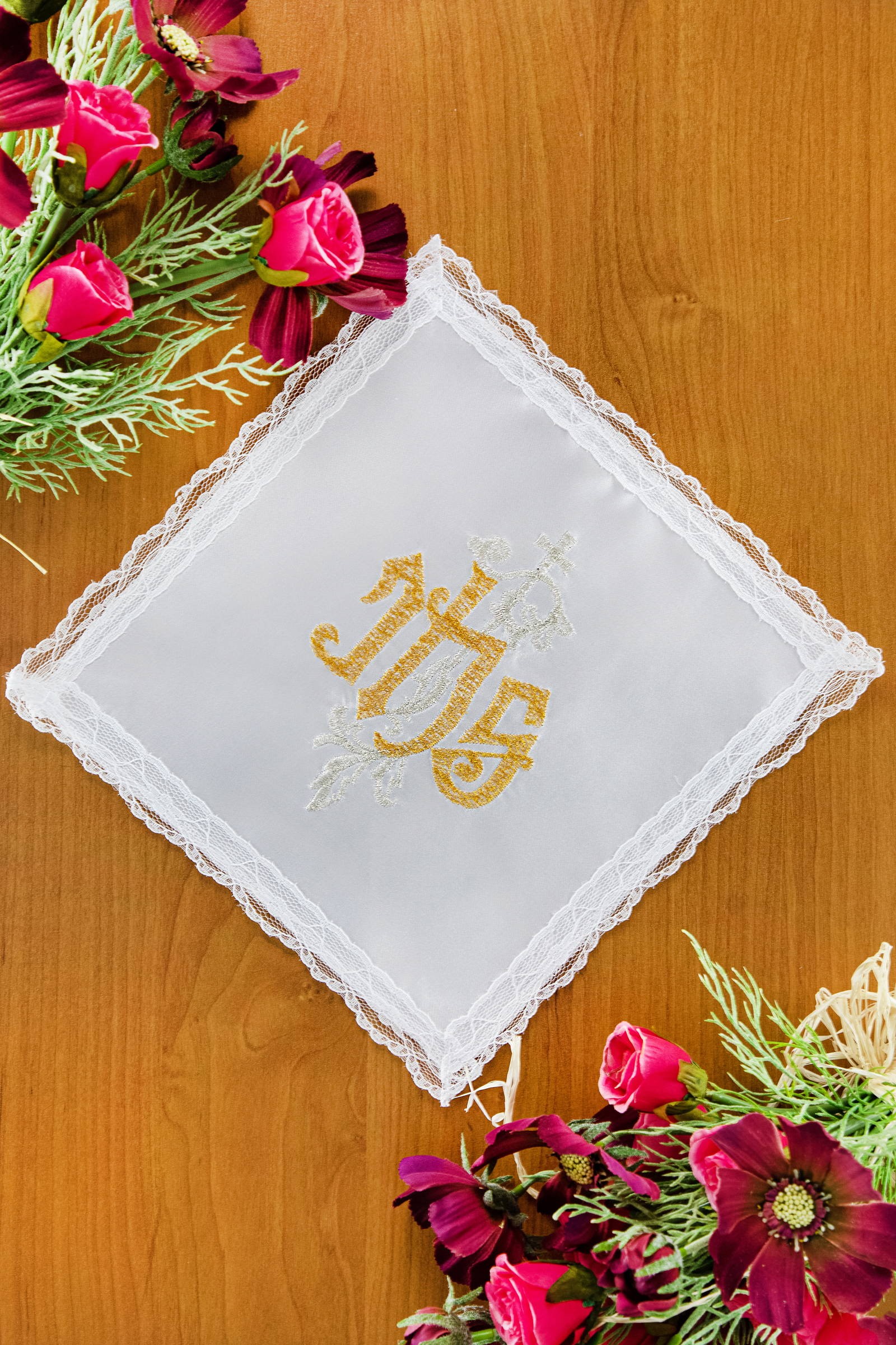 Chusteczka komunijna haftowana UK-CH9 - obraz 0