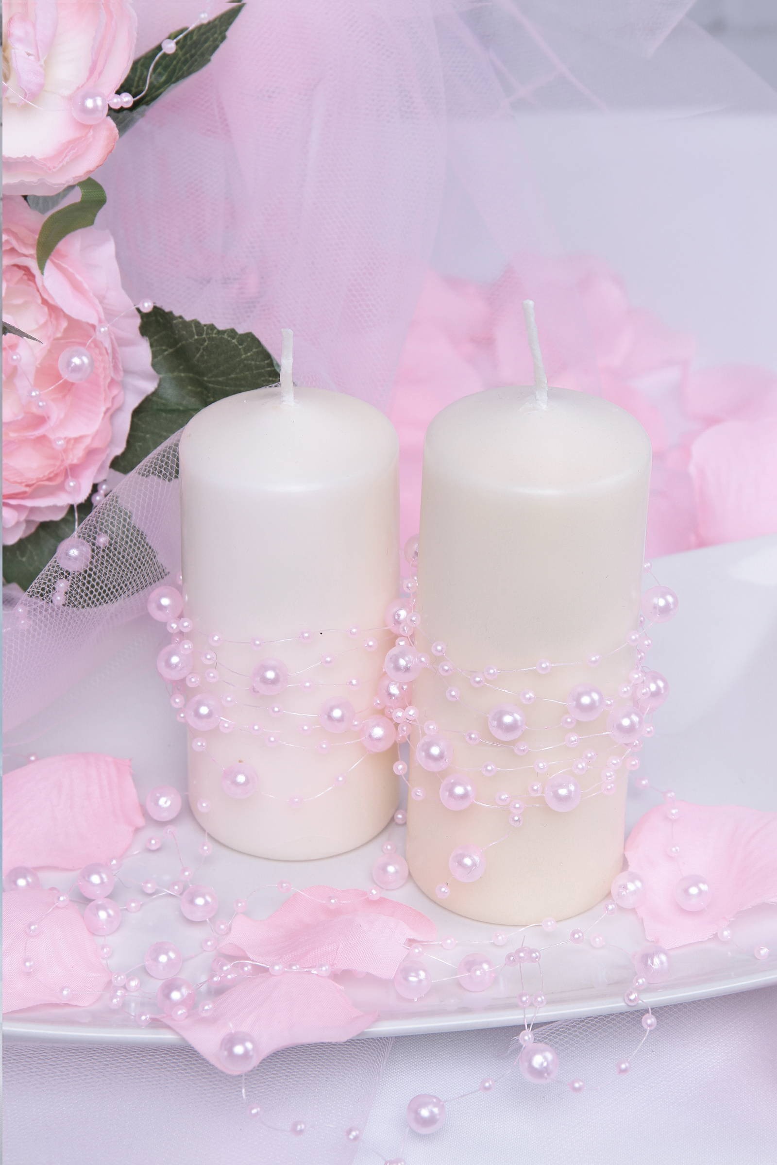 Różowa perełka w girlandzie komunijnej - obraz 0