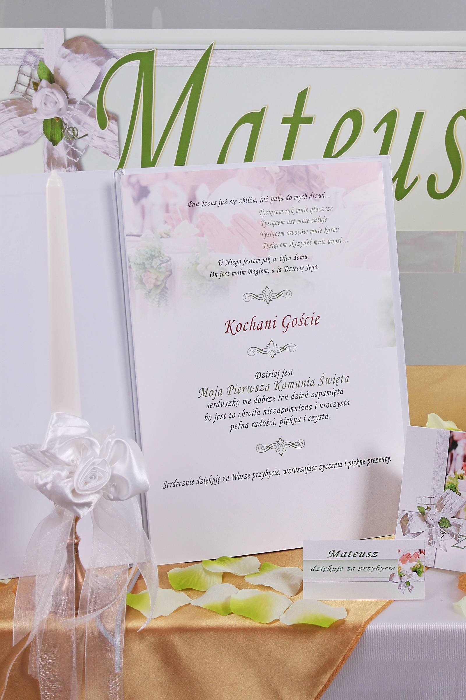 Personalizowana księga pamiątkowa komunijna - Biel dzieci - obraz 1