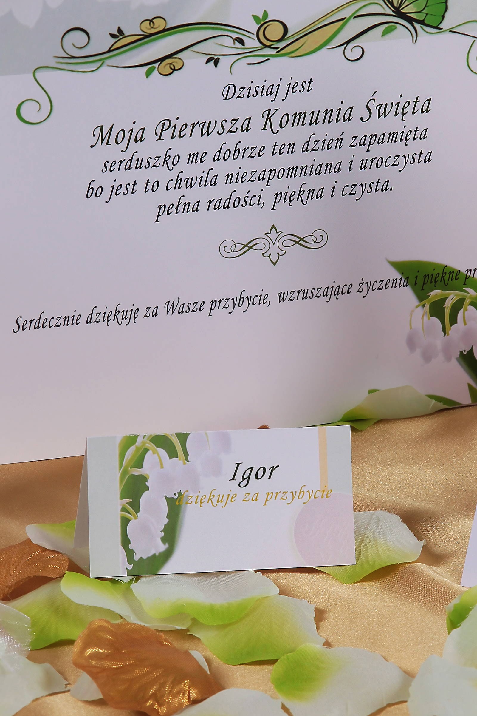 Personalizowana księga pamiątkowa komunijna - Konwalia - obraz 2